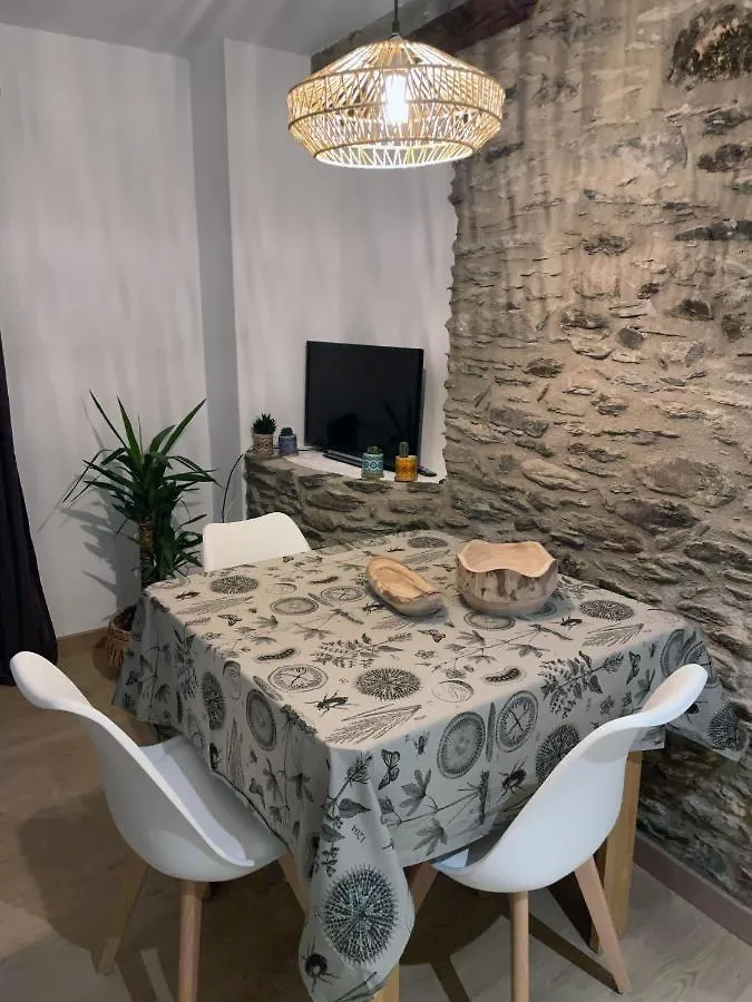 Διαμέρισμα Apartaments Albinana Llavorsí Ισπανία